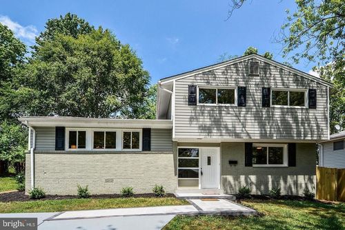 7422 Dominion Dr, OXON HILL, MD, 20745-1531 | Card Image