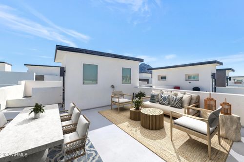 49-1717 E Morten Ave, Phoenix, AZ, 85020-4624 | Card Image