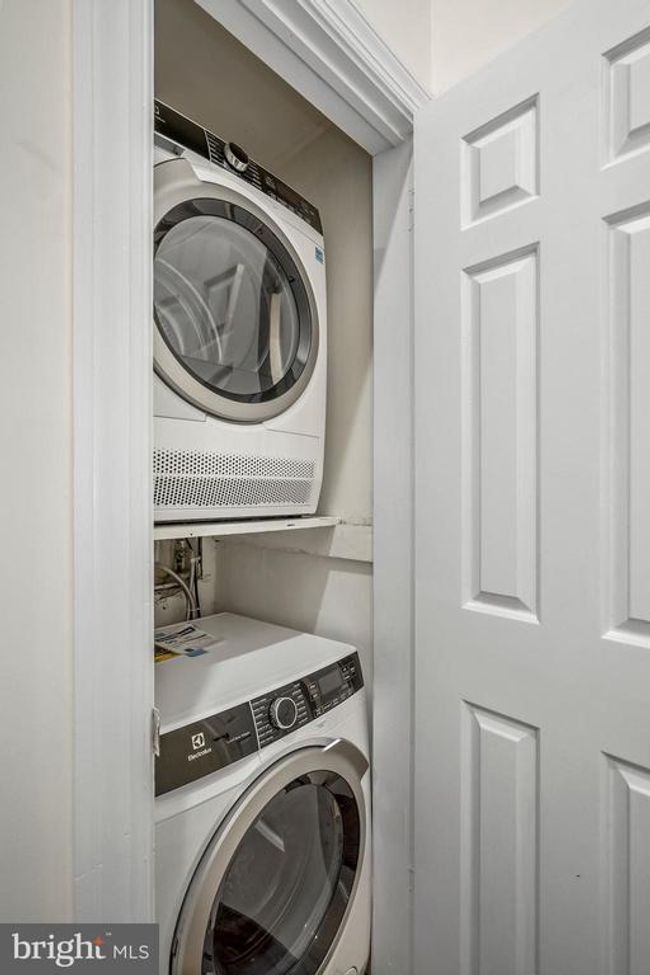 APT-7 - 3333 N St Nw, Condo with 2 bedrooms, 3 bathrooms and null parking in WASHINGTON DC | Image 25