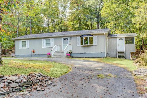 6417 Chucks Road, Middle Smithfield Twp, PA, 18302 | Card Image