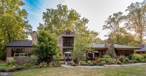 2855 Ash Mill Rd, DOYLESTOWN, PA, 18902-1961 | Card Image