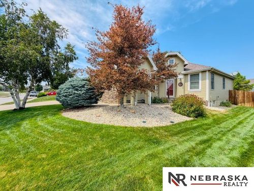 15112 Himebaugh Ave, Omaha, NE, 68116-4524 | Card Image