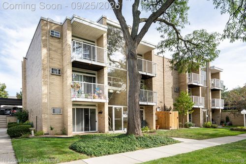 g1-4913 Crooks Rd, Royal Oak, MI, 48073-1249 | Card Image