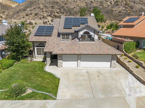 28777 Kathleen Avenue, Saugus, CA, 91390 | Card Image