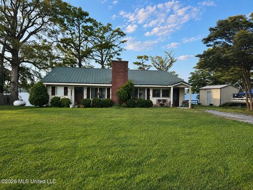 2740 Moon Lake Rd, Coahoma, MS, 38617-9628 | Card Image