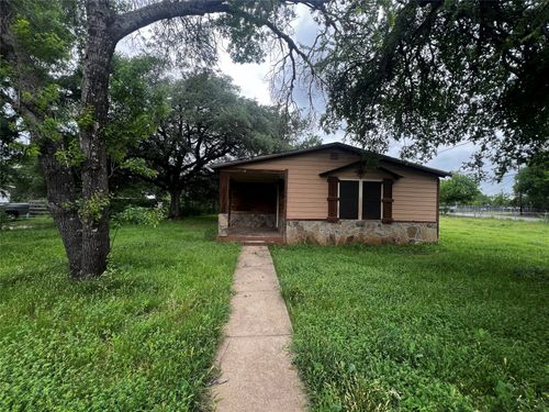 319 Ridgecrest Ct, Azle, TX, 76020-4131 | Card Image