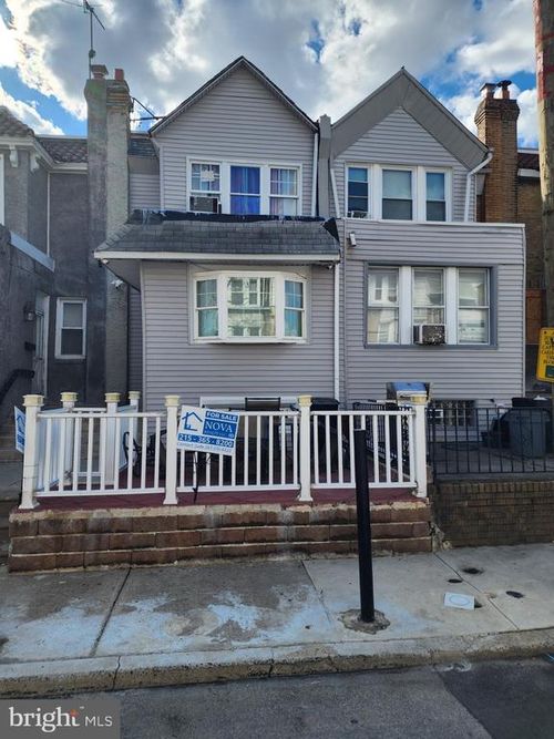 6414 Chelwynde Ave, PHILADELPHIA, PA, 19142-3017 | Card Image