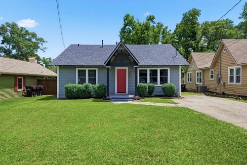 524 Ridgelea Ave, Longview, TX, 75602-2052 | Card Image