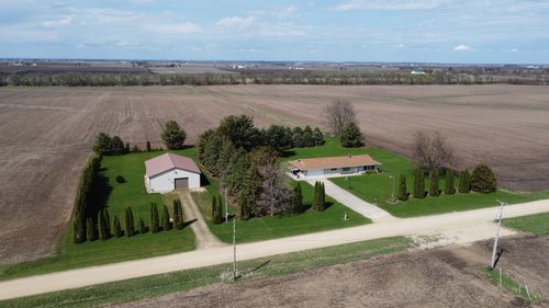 1989 Mowers Rd, Esmond, IL, 60129-8210 | Card Image