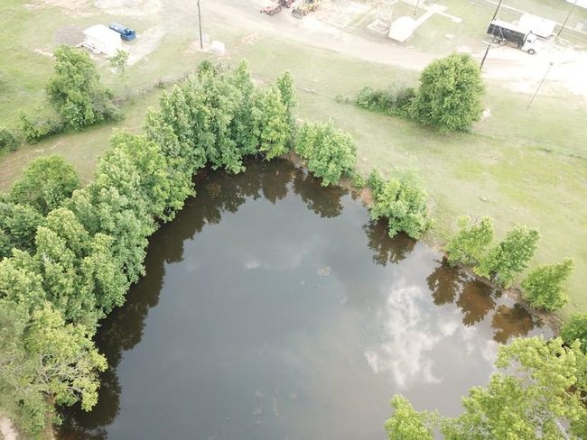 2416 State Highway 87 N, House other with 3 bedrooms, 2 bathrooms and null parking in Newton TX | Image 8