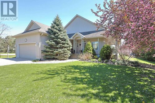 295 Main St, Thedford, ON, N0M2N0 | Card Image
