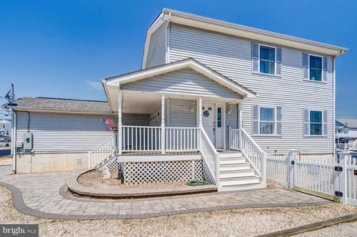 22 W Raritan Dr, LITTLE EGG HARBOR TWP, NJ, 08087-1126 | Card Image