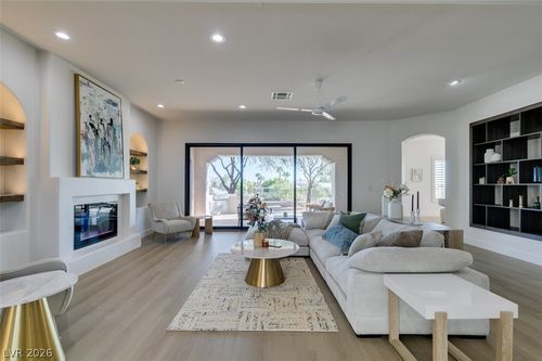 5192 Estasi St, Las Vegas, NV, 89135-3273 | Card Image