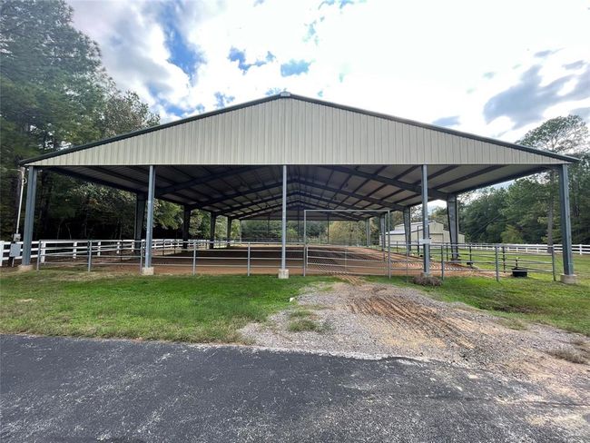 Equestrian center | Image 19