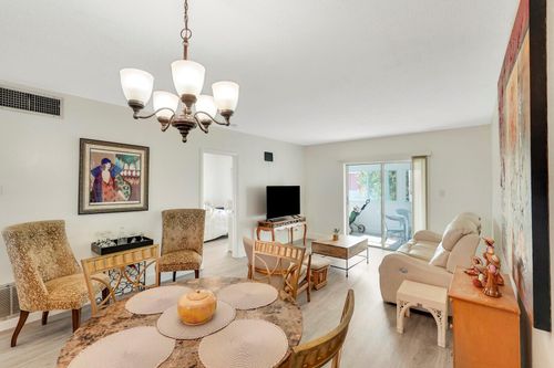 207-1117 Lake Terrace, Boynton Beach, FL, 33426 | Card Image