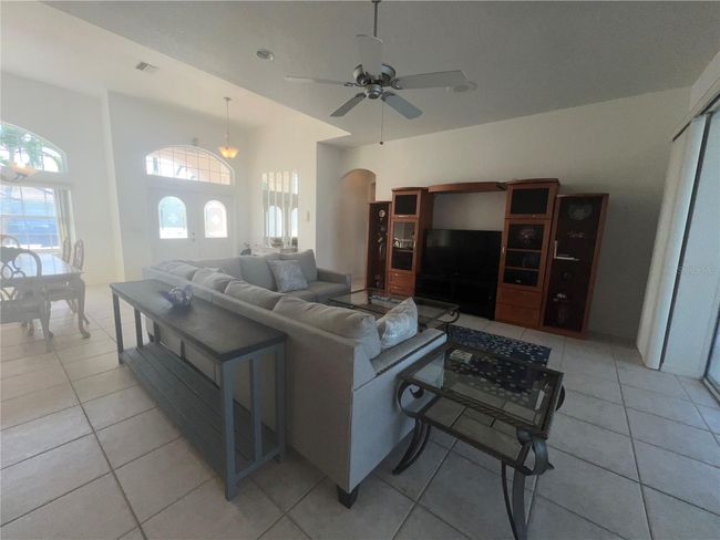 5011 Key Largo Dr, House other with 3 bedrooms, 2 bathrooms and null parking in PUNTA GORDA FL | Image 9