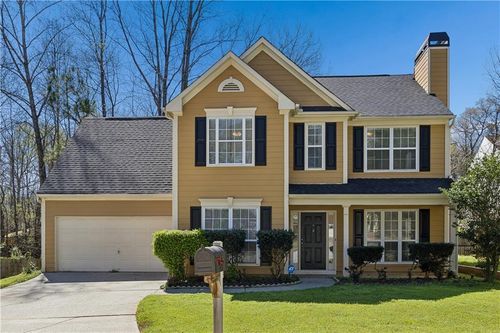 390 Manor Glen Dr, Suwanee, GA, 30024-3553 | Card Image