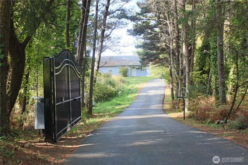 11303 Pacific Way, Long Beach, WA, 98631-5404 | Card Image