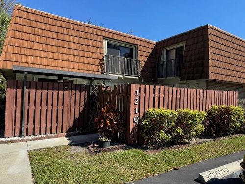 1210 Sw 118th Ter, Davie, FL, 33325-3879 | Card Image