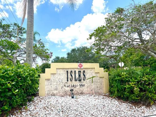 1526-731 Vista Isles Dr, Plantation, FL, 33325-6167 | Card Image
