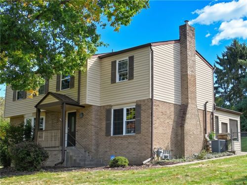 3939 Hickory Hill Rd, Murrysville, PA, 15668-9548 | Card Image