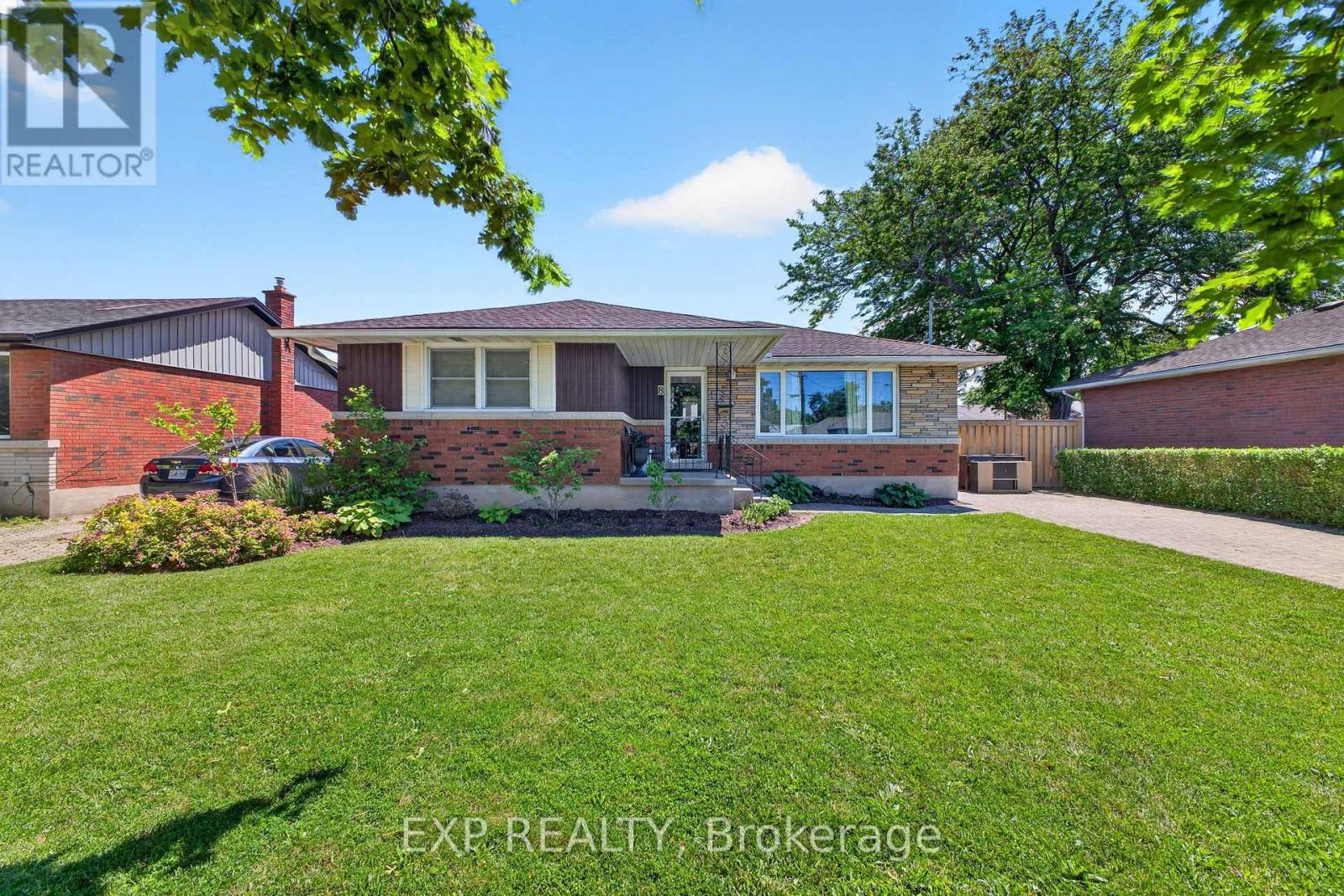 Residential in St. Catharines (Carlton/Bunting) 2