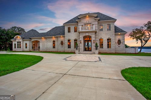 547 Saint Francis Rd, EUFAULA, AL, 36027-9524 | Card Image