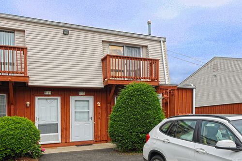 apt-g13-330 Short Beach Rd, East Haven, CT, 06512-3572 | Card Image