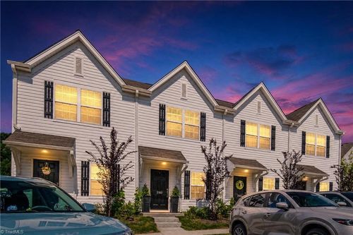3160 Fall Hills Dr, Winston-Salem, NC, 27103 | Card Image