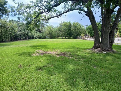 5916 Engleford St, Houston, TX, 77026-4148 | Card Image
