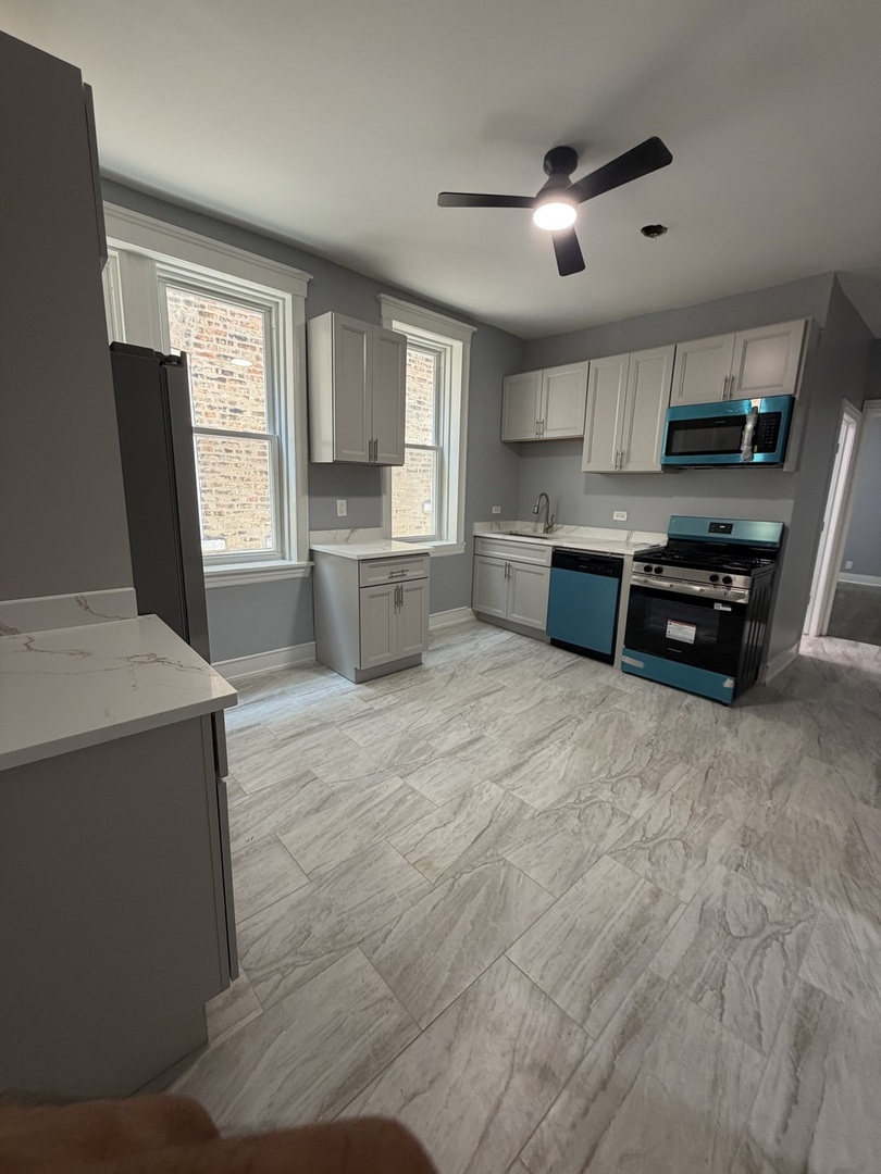 Residential Lease in Chicago 4