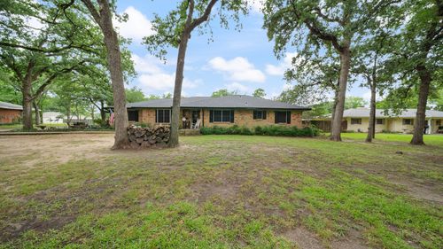313 Shadywood Ln, Seagoville, TX, 75159-3063 | Card Image