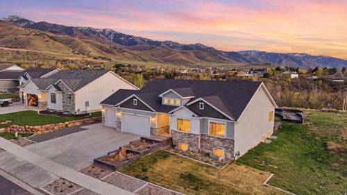 638 E Canyon Rim Rd, Smithfield, UT, 84335-3107 | Card Image