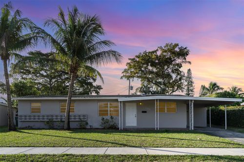 1120 Nw 43rd St, Oakland Park, FL, 33309-4631 | Card Image