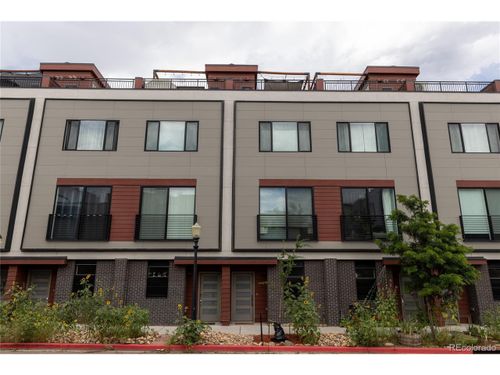unit-17-2350 Tremont Pl, Denver, CO, 80205-4973 | Card Image