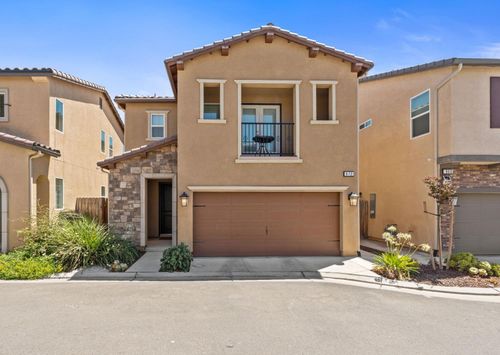 972 Winchell Way W, Madera, CA, 93636 | Card Image