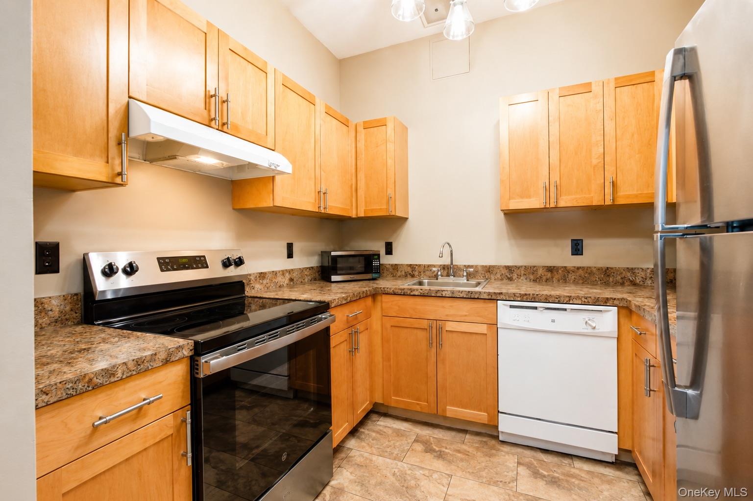 Residential Lease in Orangetown 4