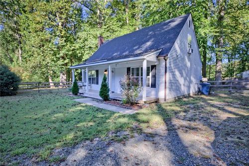 3931 Crosscreek Ln, Gloucester, VA, 23061-3320 | Card Image