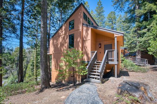 97-40794 Oakwoods Ln, Shaver Lake, CA, 93664-9695 | Card Image