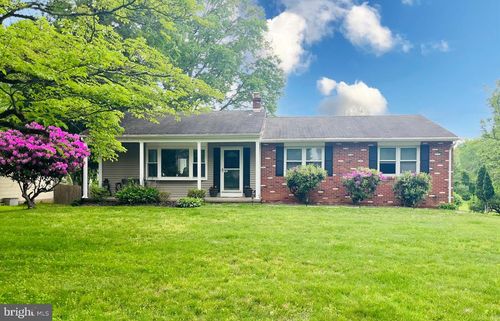 16 Featherbed Ln, HOPEWELL, NJ, 08525-1002 | Card Image