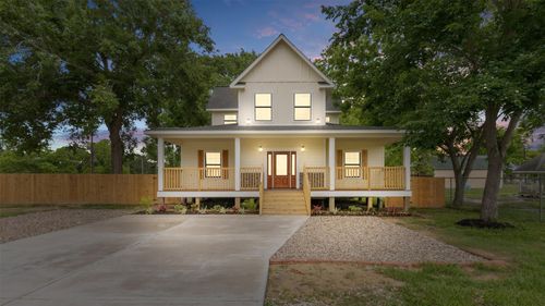 10002 Wilma Ln, Beach City, TX, 77523-9320 | Card Image