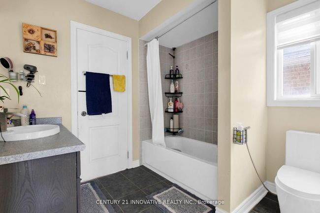 17 Arfield Ave, House other with 5 bedrooms, 5 bathrooms and 2 parking in Ajax ON | Image 27