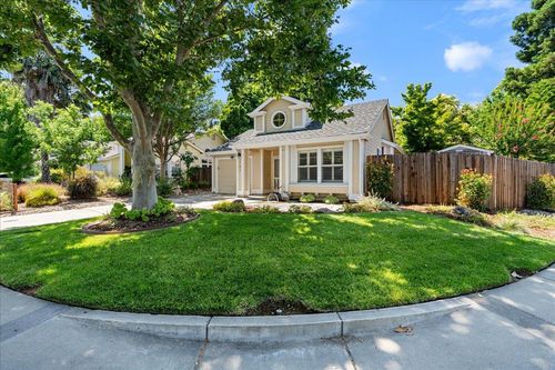 1701 Evergreen Court, Davis, CA, 95618 | Card Image