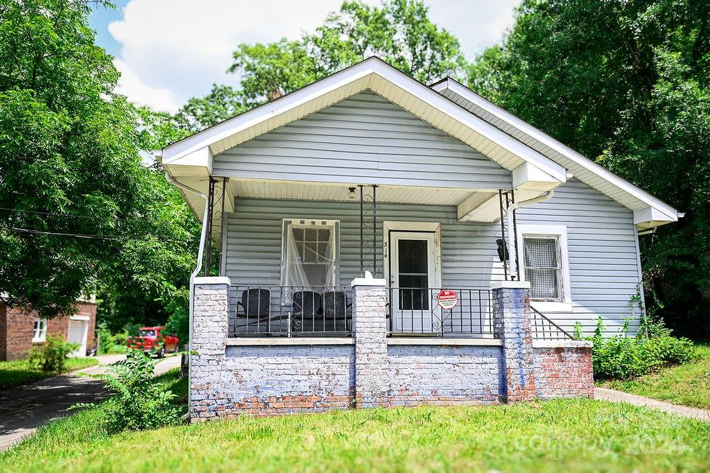 Morris St, Gastonia, NC 28052