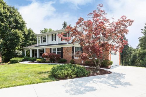 35615 Briar Ridge Ln, Farmington, MI, 48335-3101 | Card Image