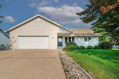 100 Cedar Drive S, Lester Prairie, MN, 55354 | Card Image