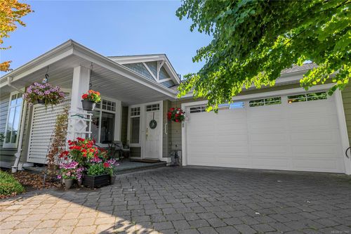 1381 Gabriola Dr, Parksville, BC, V9P2X8 | Card Image