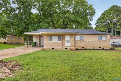 3021 Shadow Lawn Dr Nw, Huntsville, AL, 35810-3334 | Card Image