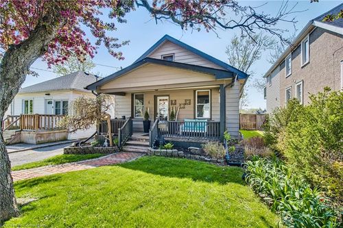 4 Ravine Rd, Saint Catharines, ON, L2P3A7 | Card Image