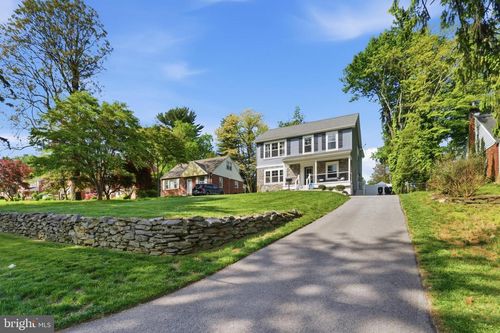 732 Oak Way, HAVERTOWN, PA, 19083-3228 | Card Image